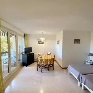 https://studio-les-bastides.fr-provencehotel.com